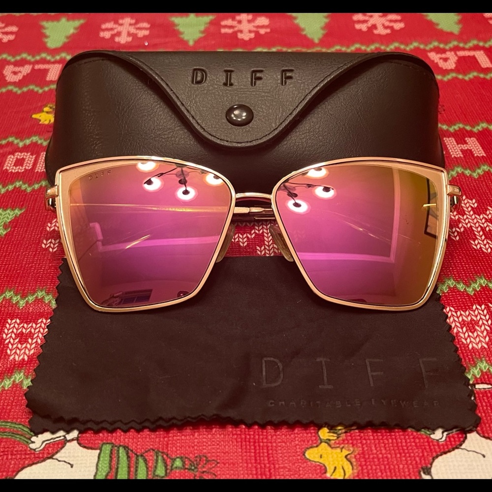 Diff Sunglasses - image 3